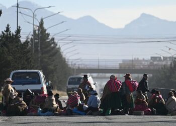 Lula conversa com presidente da Bolívia e determina envio de ajuda