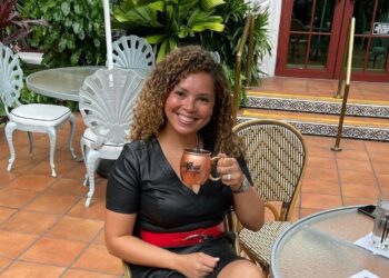Brasileira consegue vaga no Masterchef dos EUA após surpreender chef; veja